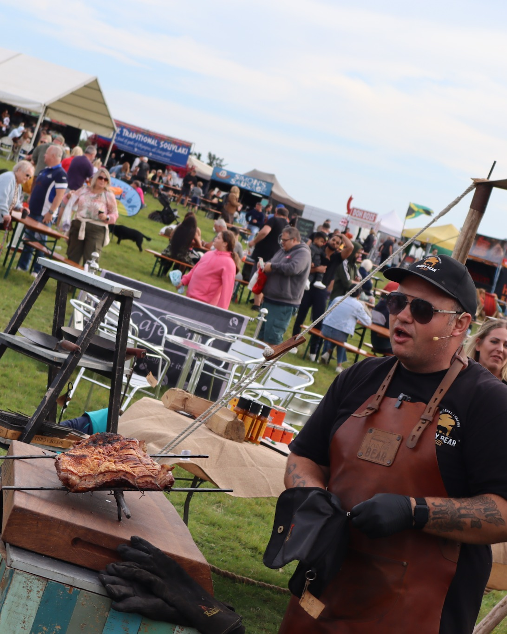 Daddy Bear Grills at the festival